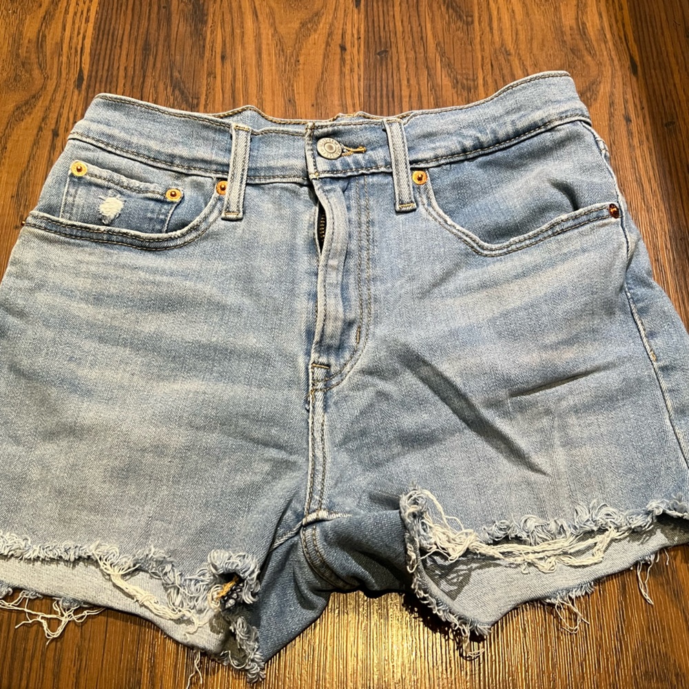 Levi’s high waisted denim shorts